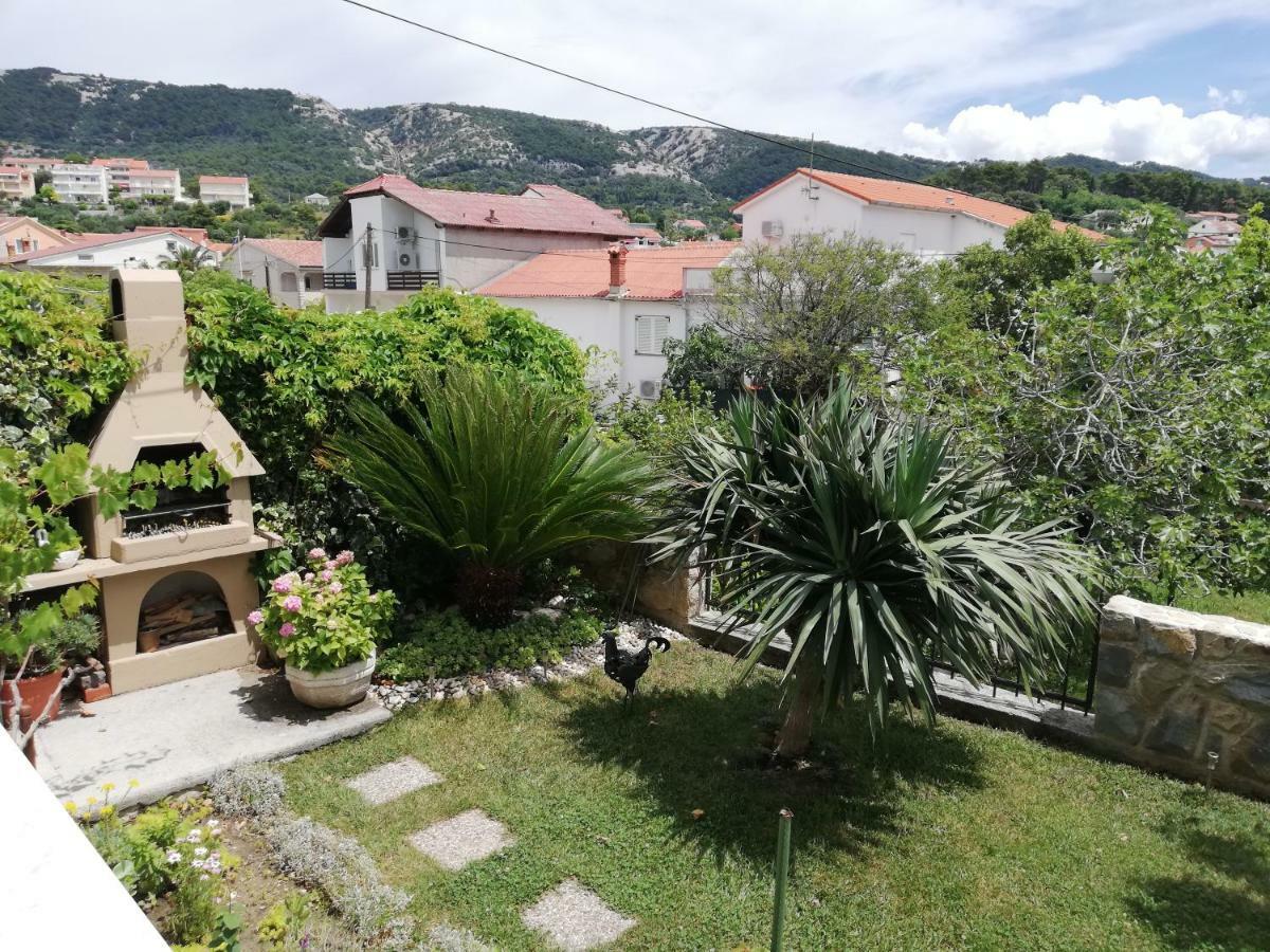Banjol Apartman Katica מראה חיצוני תמונה